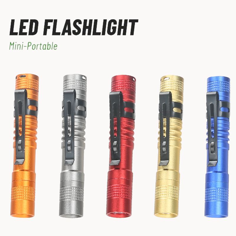 Outdoor Adventure Trips - Mini linterna LED portátil con Clip